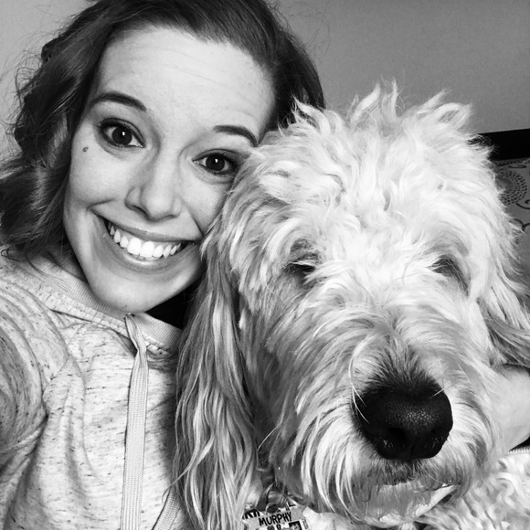 Meet your Posher, Brandi - Picture 1 of 3